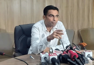 डीएम की दो टूकः युद्धस्तर पर करना ही है पेयजल समस्या का निस्तारण यह जान लें अधिकारी