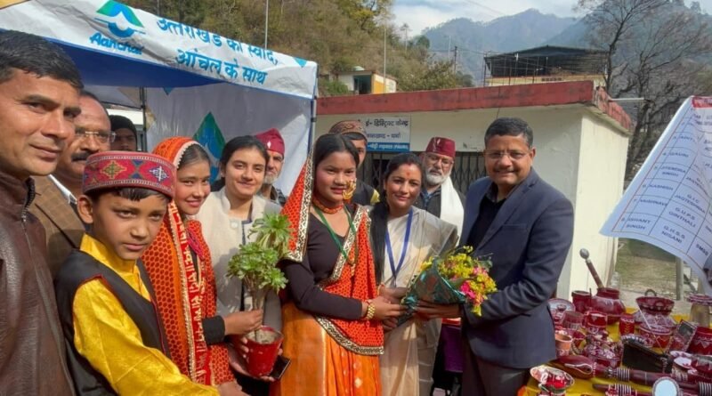 पाबौ में बहुउद्देश्यीय शिविर से जनता को राहत, योजनाओं का लाभ और शिकायतों का समाधान एक ही स्थान पर