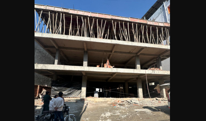 प्राधिकरण क्षेत्रान्तर्गत विभिन्न क्षेत्रों में अवैध बहुमंजिला निर्माणों पर प्राधिकरण की सख़्त कार्रवाई प्राधिकरण क्षेत्रान्तर्गत विभिन्न क्षेत्रों में अवैध बहुमंजिला निर्माणों पर प्राधिकरण की सख़्त कार्रवाई