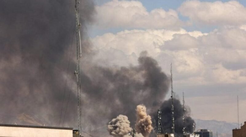 ब्रिटेन ने ईरानी मिसाइलें गिराईं