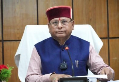 मंत्री खजान दास ने विभागीय अधिकारियों के साथ की समीक्षा बैठक मंत्री खजान दास ने विभागीय अधिकारियों के साथ की समीक्षा बैठक