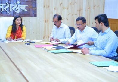 डीएम ने गणना प्रपत्रों के संकलन में तेजी और डिजिटाइजेशन प्रगति की नियमित समीक्षा के निर्देश