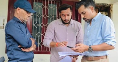 मतदाता सूची पुनरीक्षण की जमीनी पड़ताल को ग्राउंड जीरो पर उतरे डीएम