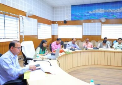 विकास कार्यों में देरी पर होगी जवाबदेही तय, जिलाधिकारी ने की जिला योजना की समीक्षा