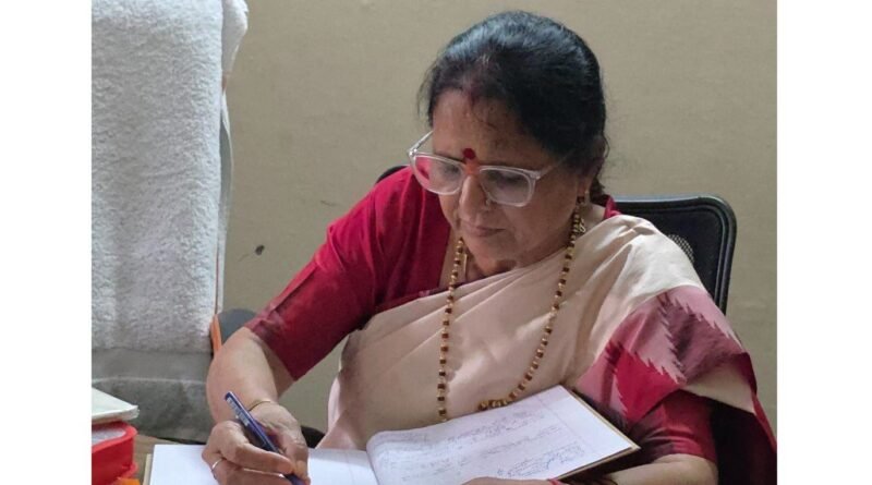 महिला आयोग की अध्यक्ष कुसुम कंडवाल ने नारी पुनर्वास केंद्र की व्यवस्थाओं का लिया जायजा महिला आयोग की अध्यक्ष कुसुम कंडवाल ने नारी पुनर्वास केंद्र की व्यवस्थाओं का लिया जायजा