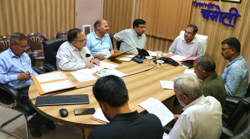 एसआईआर अभियान की जिलाधिकारी ने की समीक्षा, 63,246 नोटिस वितरित एसआईआर अभियान की जिलाधिकारी ने की समीक्षा, 63,246 नोटिस वितरित