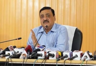 ग्लोबल इन्वेस्टर समिट पर भ्रामक खबरों को सचिव उद्योग विनय शंकर पांडे ने किया खारिज ग्लोबल इन्वेस्टर समिट पर भ्रामक खबरों को सचिव उद्योग विनय शंकर पांडे ने किया खारिज