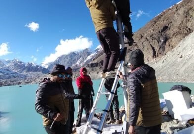 वसुंधरा ताल में स्थापित हुई पूर्व चेतावनी प्रणाली, ग्लेशियल झीलों की निगरानी को मिलेगी मजबूती वसुंधरा ताल में स्थापित हुई पूर्व चेतावनी प्रणाली, ग्लेशियल झीलों की निगरानी को मिलेगी मजबूती